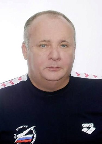 Инструктор по спорту в бассейне «Бриз»