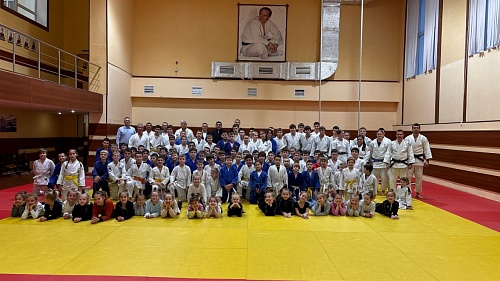 Встреча с легендами российского спорта!