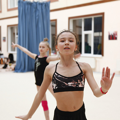 Глава Минспорта РФ Колобков осмотрел школу олимпийского резерва «Динамо‑Дмитров» 